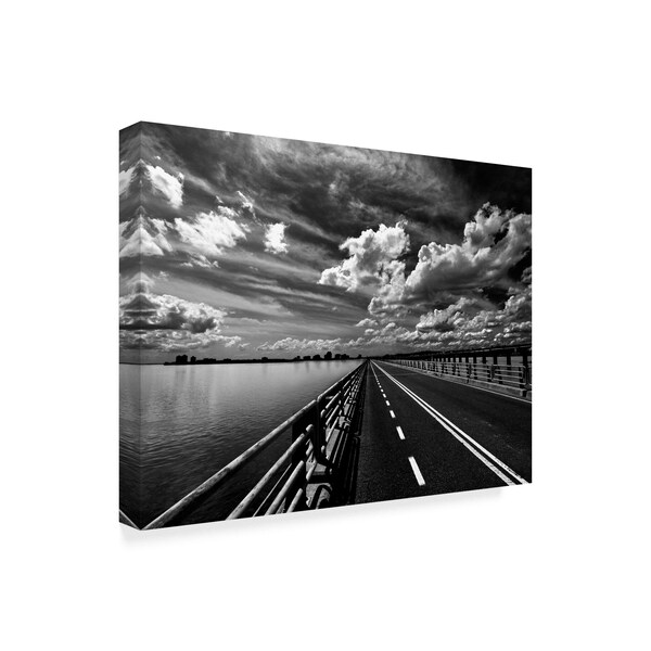 David Senechal Photographie 'Bridge Street' Canvas Art,18x24